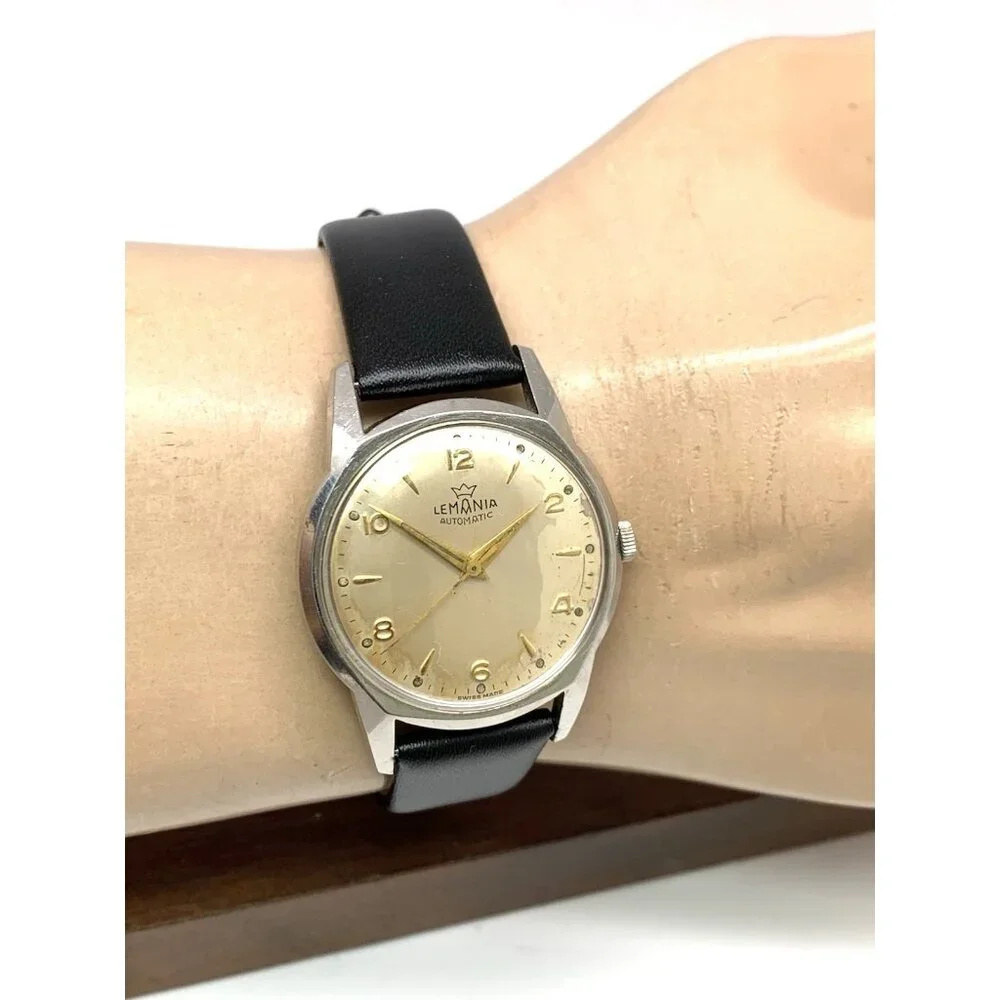 Lemania Men's Watch Vintage 9101 Swiss Automatic Silver Dial Leather Strap 32mm